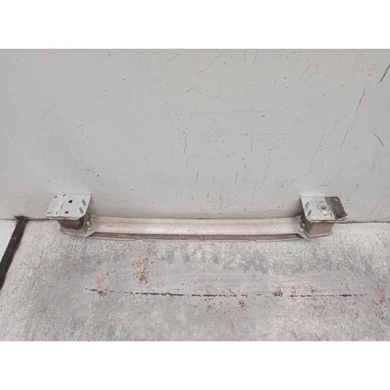 Recambio de refuerzo paragolpes trasero para mercedes-benz clase c (w206) c 200 d (206.003) referencia OEM IAM A2066104400  