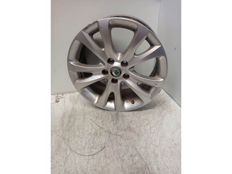 Recambio de juego llantas para skoda superb (3u4) 1.9 tdi referencia OEM IAM 7.5J17H2 3T0601025D 