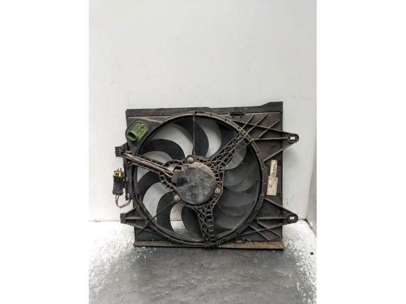 Recambio de electroventilador para fiat panda (312_, 319_) 1.2 (312pxa1a) referencia OEM IAM 8C6700000 519450640 2012