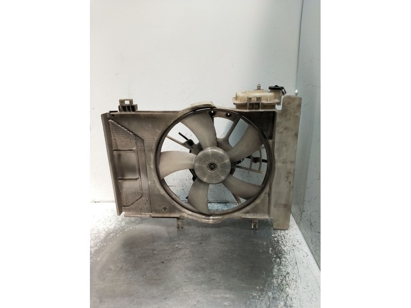 Recambio de electroventilador para toyota yaris (_p9_) 1.3 vvt-i (scp90_) referencia OEM IAM   2005