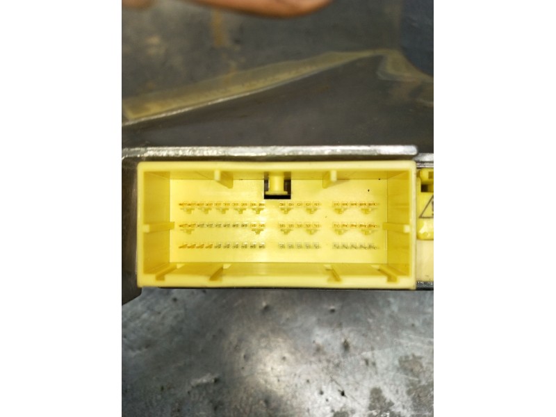 Recambio de kit airbag para toyota yaris (_p9_) 1.3 vvt-i (scp90_) referencia OEM IAM 891700D220  2005