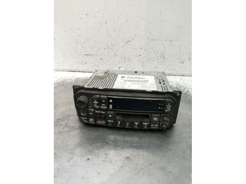 Recambio de sistema audio / radio cd para jeep grand cherokee ii (wj, wg) 3.1 td 4x4 referencia OEM IAM P04858513AKA TQ1AA1440D6