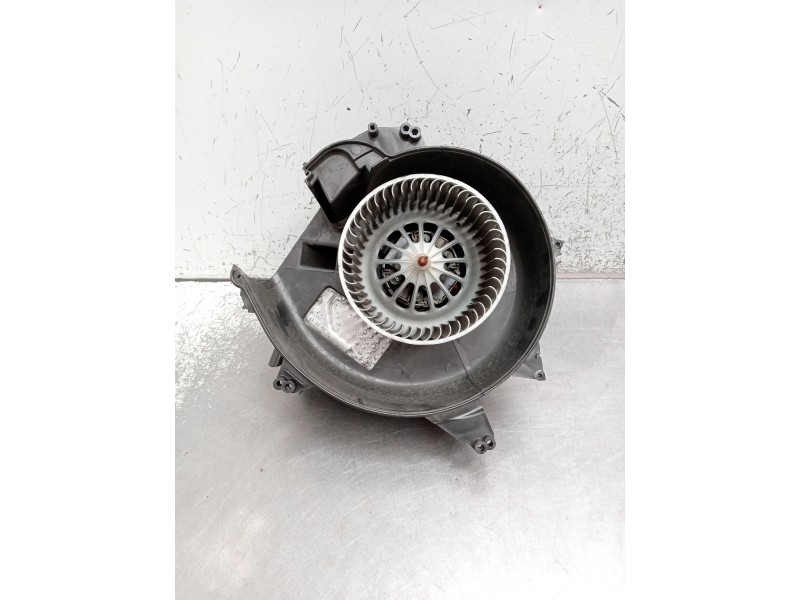 Recambio de motor calefaccion para bmw 5 (f10) 520 d referencia OEM IAM 935598101 5HL01079204 W8353005 2014