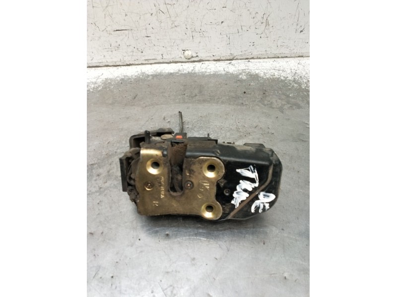 Recambio de motor cierre centralizado trasero derecho para jeep grand cherokee ii (wj, wg) 3.1 td 4x4 referencia OEM IAM  5P 199