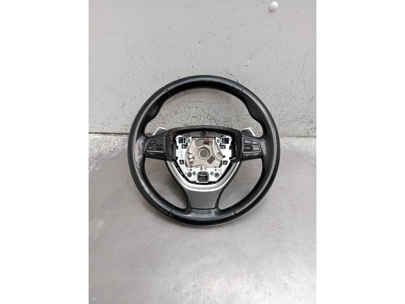 Recambio de volante para bmw 5 (f10) 520 d referencia OEM IAM   2014