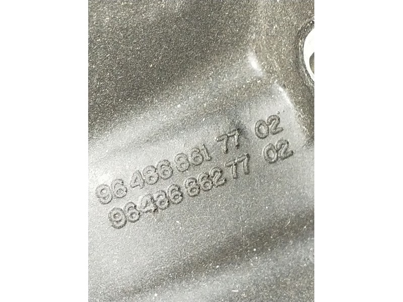 Recambio de volante para peugeot 607 (9d, 9u) 2.7 hdi 24v referencia OEM IAM 964868617702 964868627702 2004