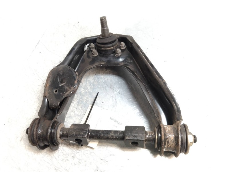 Recambio de brazo suspension superior trasero izquierdo para ssangyong korando 2.9 turbodiesel cat referencia OEM IAM   