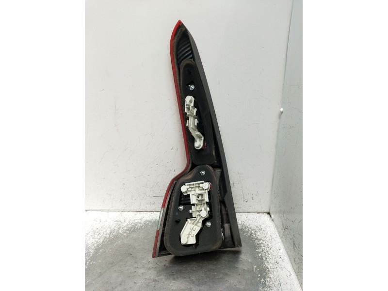Recambio de piloto trasero derecho para volvo v50 (545) 2.0 d referencia OEM IAM   2004