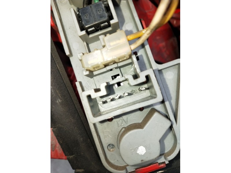 Recambio de piloto trasero derecho para toyota yaris (_p9_) 1.3 vvt-i (scp90_) referencia OEM IAM   2005