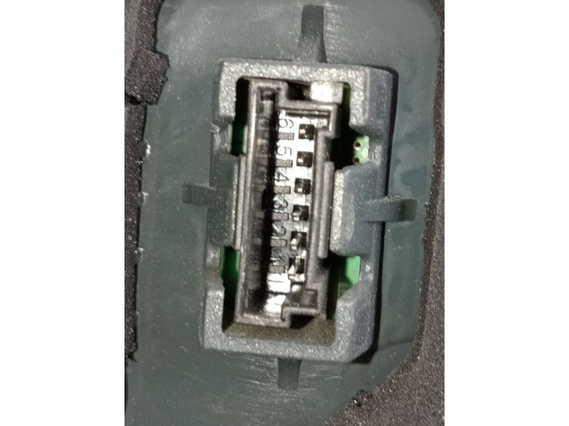 Recambio de piloto trasero derecho para bmw 5 (f10) 520 d referencia OEM IAM 18408002  2014
