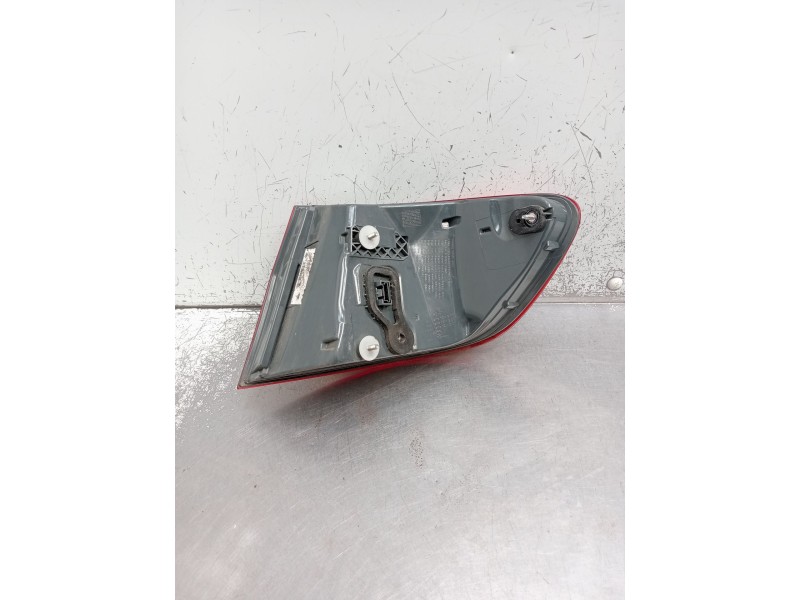 Recambio de piloto trasero izquierdo para bmw 5 (f10) 520 d referencia OEM IAM 18408001  2014