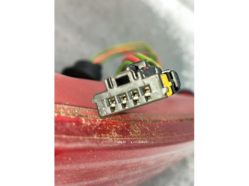 Recambio de piloto trasero izquierdo para peugeot 607 (9d, 9u) 2.7 hdi 24v referencia OEM IAM   2004