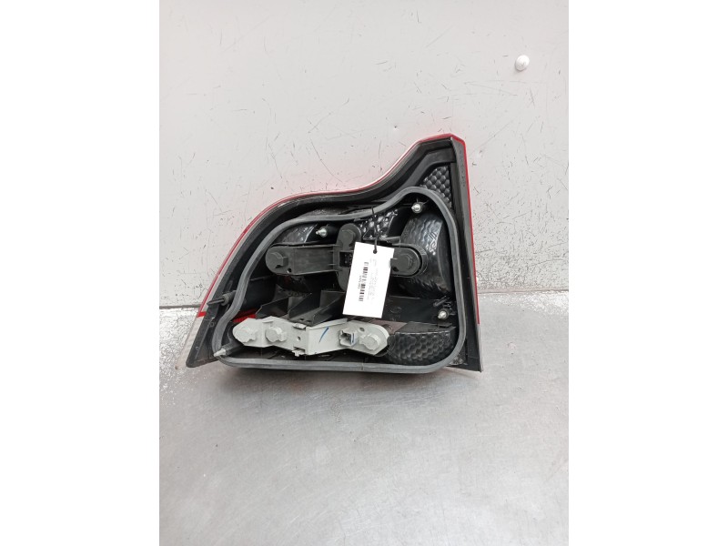 Recambio de piloto trasero derecho para volvo s60 i (384) d5 referencia OEM IAM   2000