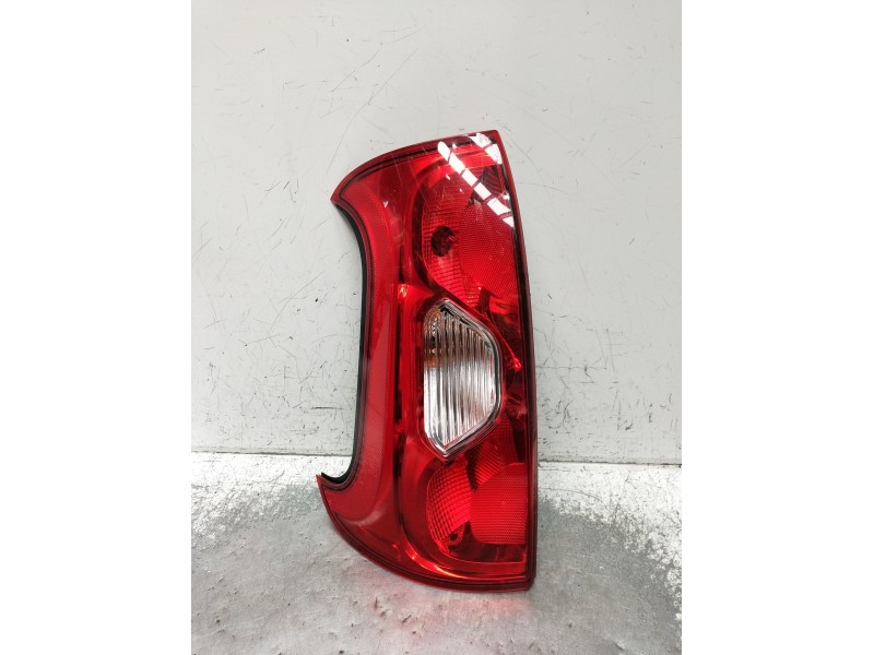 Recambio de piloto trasero izquierdo para fiat panda (312_, 319_) 1.2 (312pxa1a) referencia OEM IAM   2012
