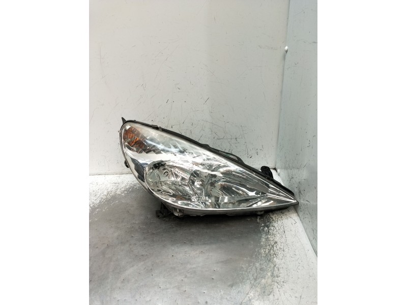 Recambio de faro derecho para peugeot 607 (9d, 9u) 2.7 hdi 24v referencia OEM IAM 89035114 XENON VER FOTOS PATILLA ROTA 2004