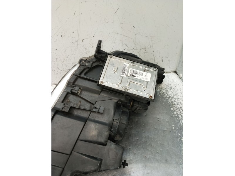 Recambio de faro izquierdo para peugeot 607 (9d, 9u) 2.7 hdi 24v referencia OEM IAM 89035114 XENON 2004