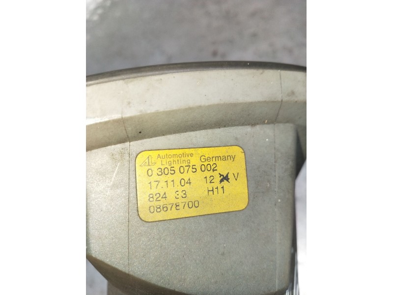 Recambio de faro antiniebla derecho para volvo v50 (545) 2.0 d referencia OEM IAM 0305075002 08678700 VER FOTOS 2004