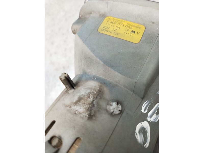 Recambio de faro antiniebla derecho para volvo v50 (545) 2.0 d referencia OEM IAM 0305075002 08678700 VER FOTOS 2004