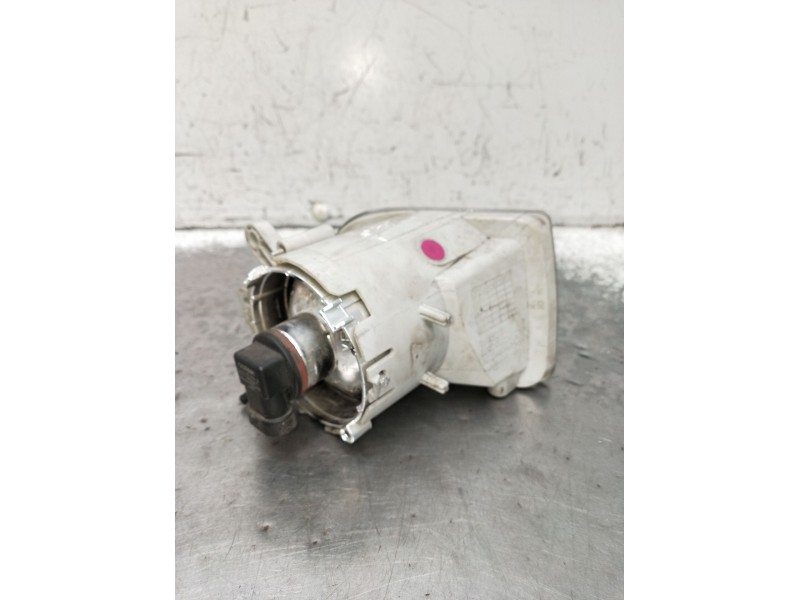 Recambio de faro antiniebla izquierdo para volvo v50 (545) 2.0 d referencia OEM IAM   2004