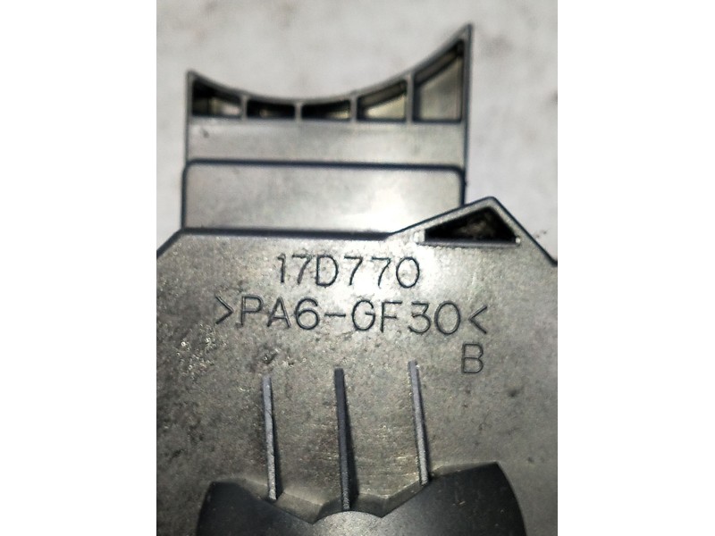 Recambio de mando limpia para volvo v50 (545) 2.0 d referencia OEM IAM 17D770  2004