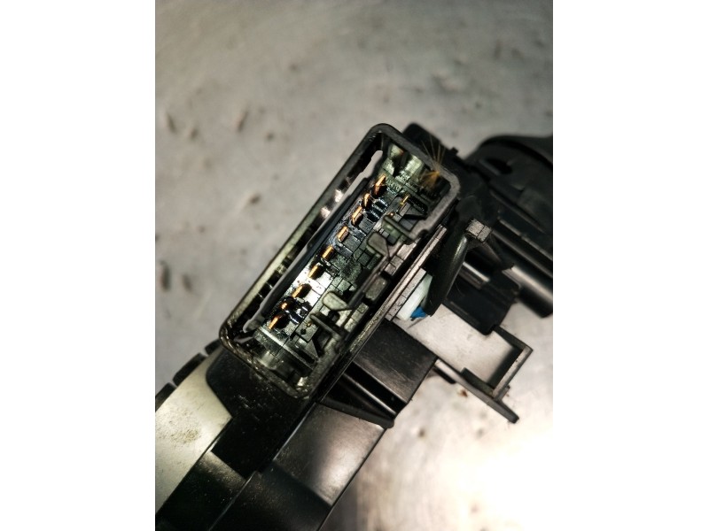 Recambio de mando luces para toyota yaris (_p9_) 1.3 vvt-i (scp90_) referencia OEM IAM   2005
