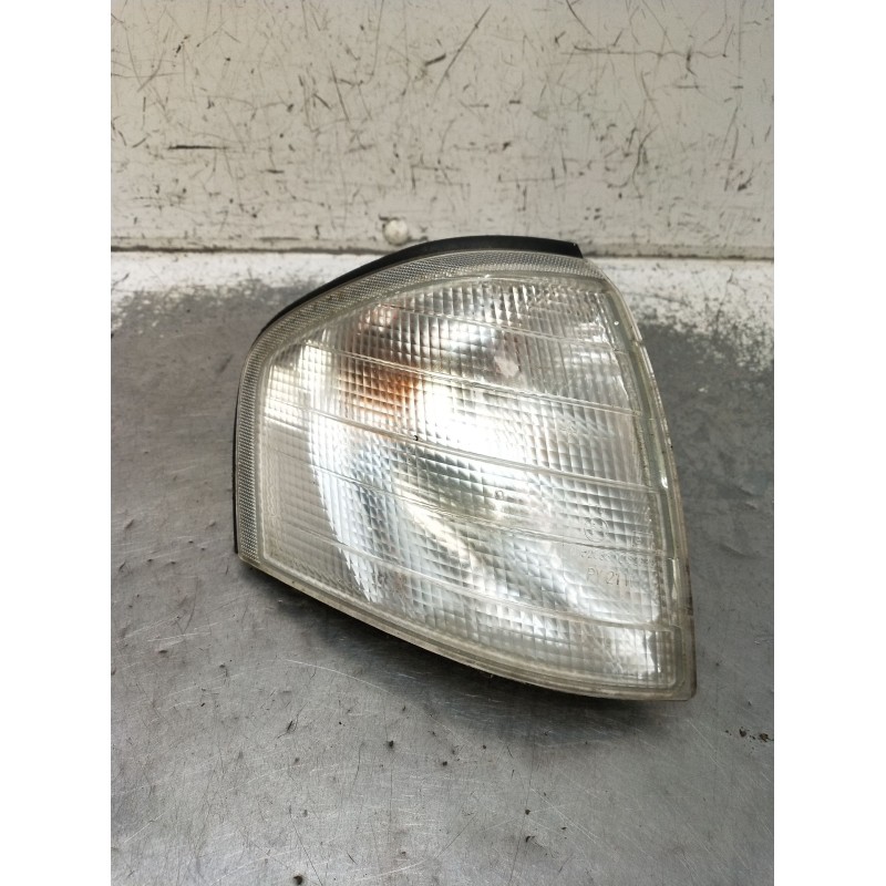 Recambio de piloto delantero derecho para mercedes-benz clase c (w202) c 280 (202.028) referencia OEM IAM 1305232924  1993