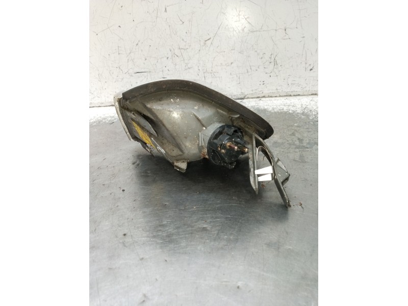 Recambio de piloto delantero derecho para mercedes-benz clase c (w202) c 280 (202.028) referencia OEM IAM 1305232924  1993