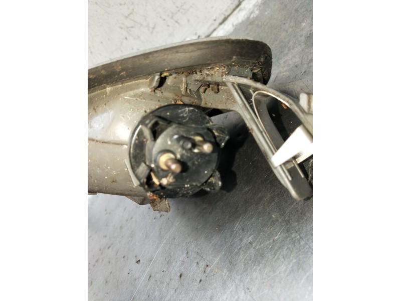 Recambio de piloto delantero derecho para mercedes-benz clase c (w202) c 280 (202.028) referencia OEM IAM 1305232924  1993
