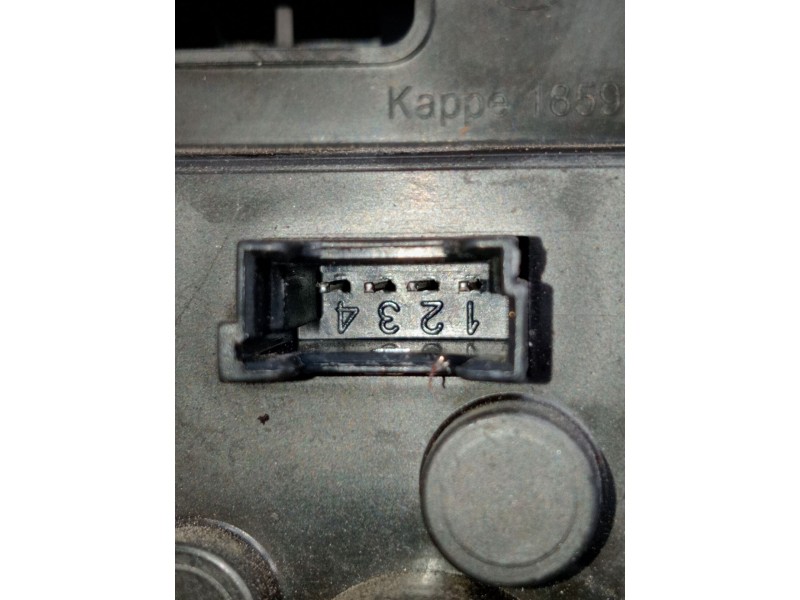 Recambio de piloto trasero derecho interior para bmw 5 (f10) 520 d referencia OEM IAM 6321730616408 2TZ01114502 2014