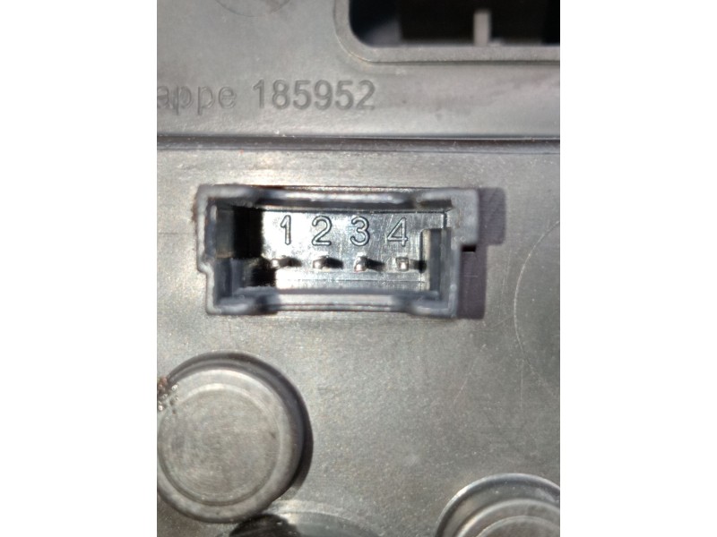 Recambio de piloto trasero izquierdo interior para bmw 5 (f10) 520 d referencia OEM IAM 6321730616309 2TZ01114551 2014