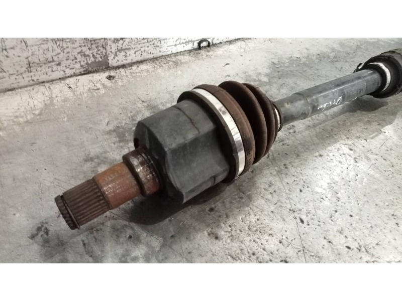 Recambio de transmision delantera derecha para hyundai i40 1.7 crdi cat referencia OEM IAM 495013Z450  