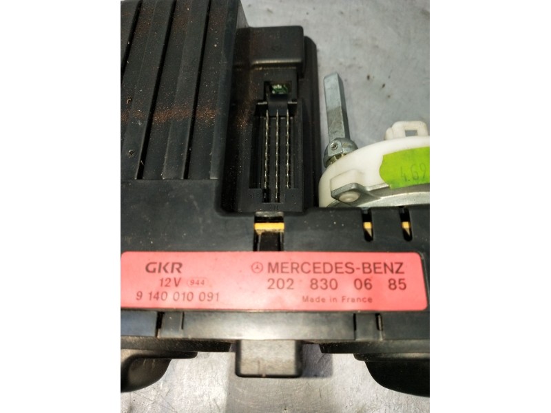 Recambio de mando calefaccion / aire acondicionado para mercedes-benz clase c (w202) c 280 (202.028) referencia OEM IAM 20283006