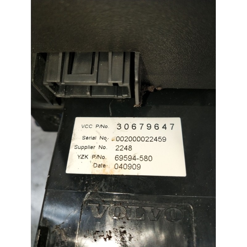 Recambio de mando calefaccion / aire acondicionado para volvo v50 (545) 2.0 d referencia OEM IAM 30679647 69594580 040909 2004
