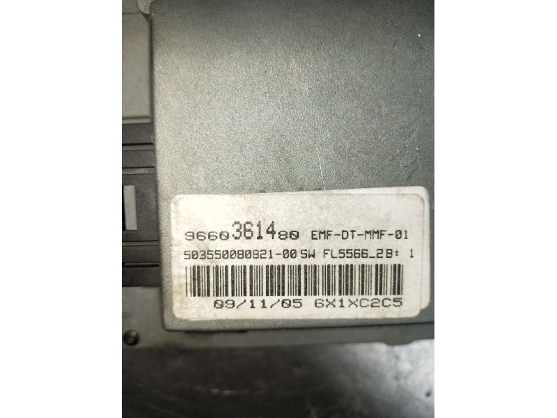 Recambio de pantalla multifuncion para peugeot 607 (9d, 9u) 2.7 hdi 24v referencia OEM IAM 9660361480  2004