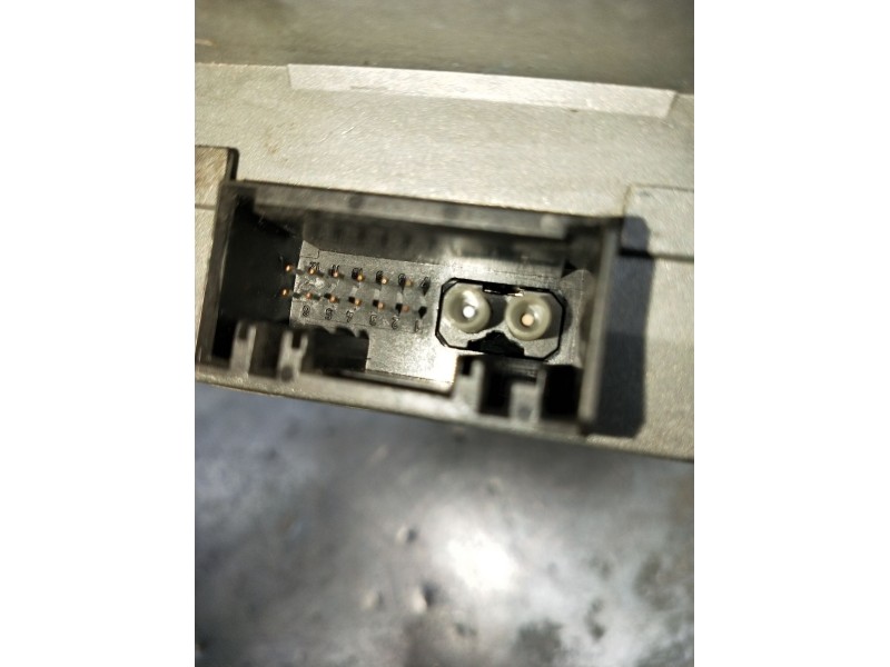 Recambio de pantalla multifuncion para peugeot 607 (9d, 9u) 2.7 hdi 24v referencia OEM IAM 9660361480  2004