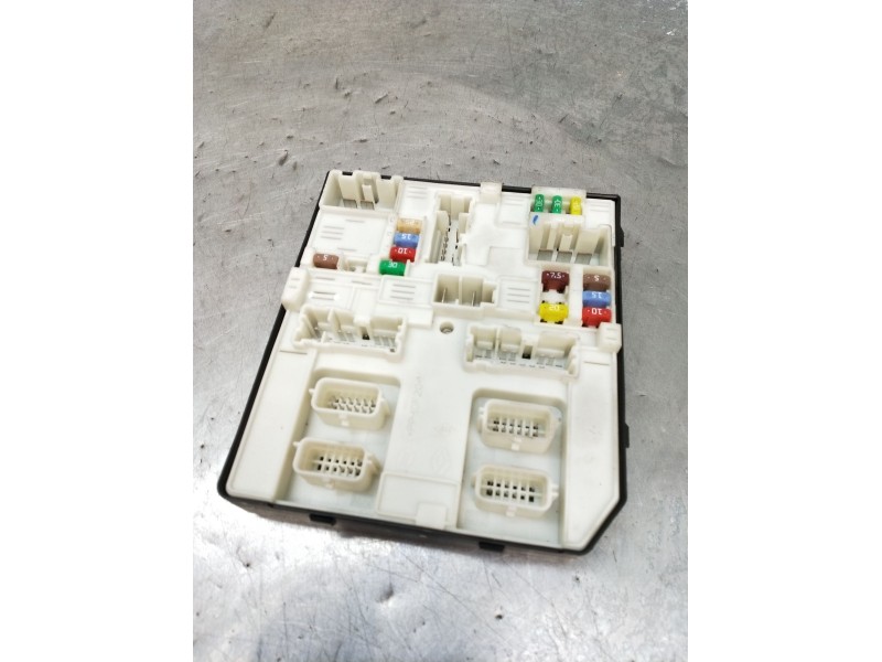 Recambio de caja reles / fusibles para renault megane iii grandtour (kz0/1) 1.5 dci (kz09, kz0d, kz1g, kz29, kz14, kz1w, kz10, k