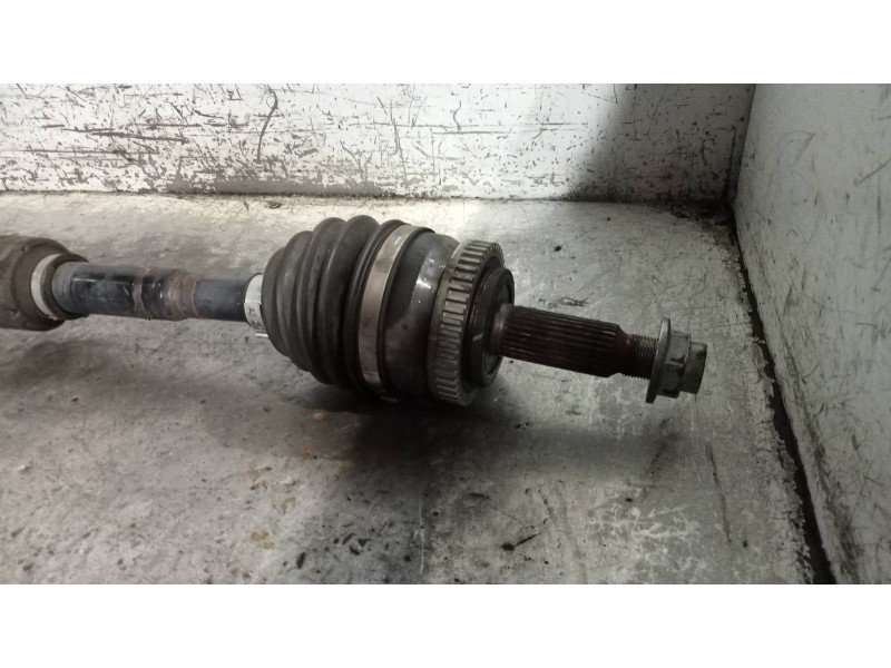 Recambio de transmision delantera derecha para hyundai i40 1.7 crdi cat referencia OEM IAM 495013Z450  