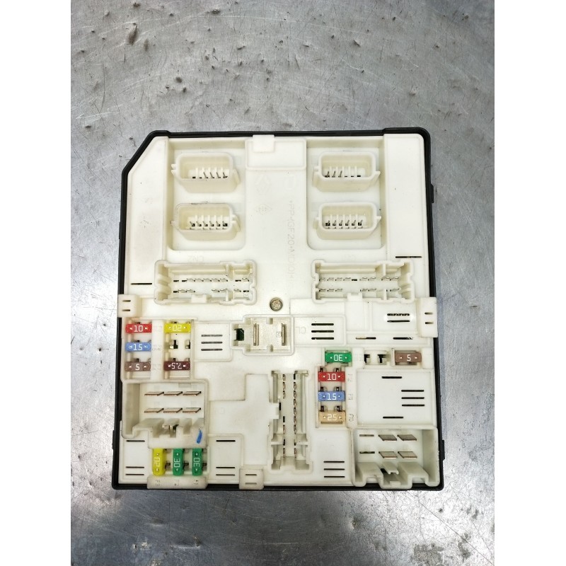 Recambio de caja reles / fusibles para renault megane iii grandtour (kz0/1) 1.5 dci (kz09, kz0d, kz1g, kz29, kz14, kz1w, kz10, k
