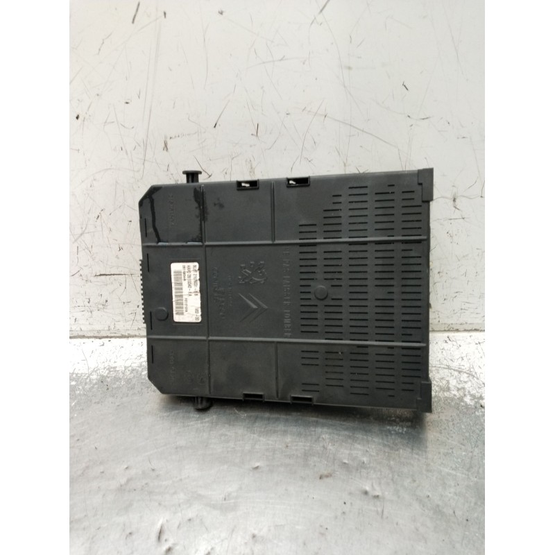 Recambio de caja reles / fusibles para peugeot 607 (9d, 9u) 2.7 hdi 24v referencia OEM IAM 216760315B 281133426A 281148344A 2004