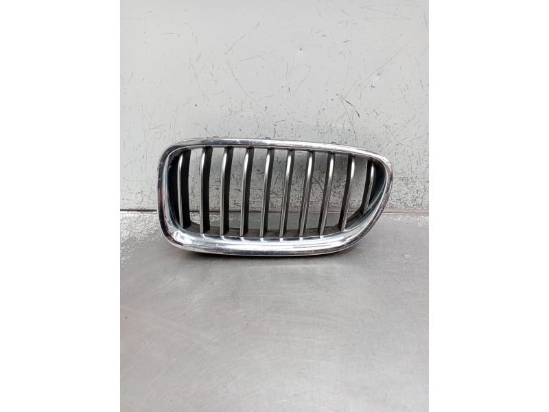 Recambio de rejilla delantera para bmw 5 (f10) 520 d referencia OEM IAM  IZQUIERDO 2014