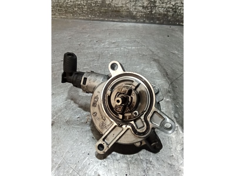 Recambio de depresor freno / bomba vacio para volvo s60 i (384) d5 referencia OEM IAM 31375106  00