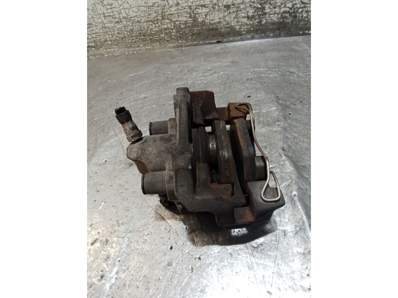 Recambio de pinza freno trasera derecha para saab 9-5 station wagon (ys3e) 2.2 tid referencia OEM IAM   