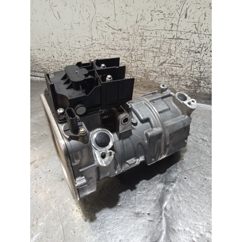 Recambio de compresor aire acondicionado para mercedes-benz clase c (w206) c 200 d (206.003) referencia OEM IAM A0008308004 G438