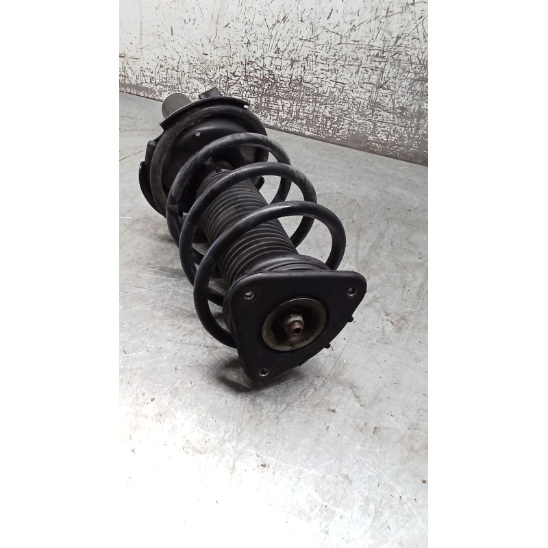 Recambio de amortiguador delantero derecho para ford focus ii (da_, hcp, dp) 1.6 tdci referencia OEM IAM   05