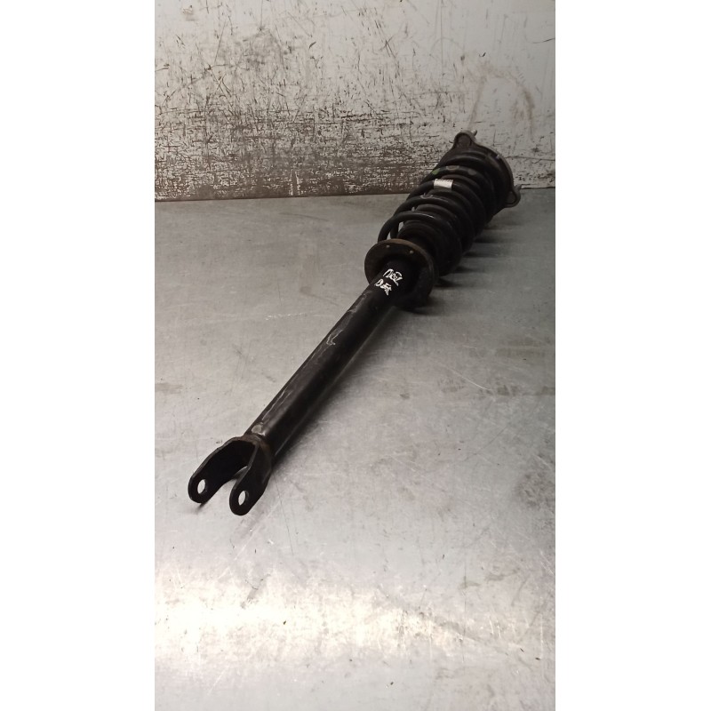 Recambio de amortiguador delantero derecho para mercedes-benz clase c (w206) c 200 d (206.003) referencia OEM IAM A2063206000  2