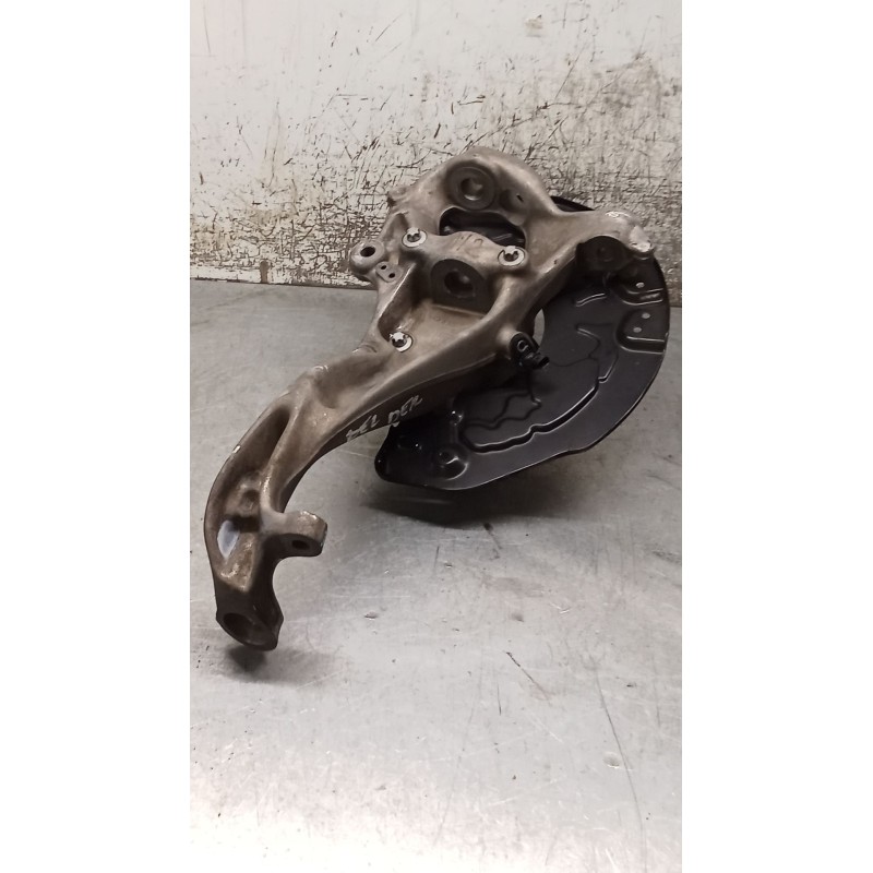 Recambio de mangueta delantera derecha para mercedes-benz clase c (w206) c 200 d (206.003) referencia OEM IAM R2060200  21