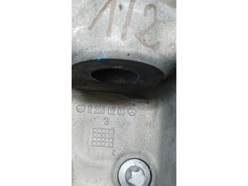 Recambio de mangueta delantera derecha para mercedes-benz clase c (w206) c 200 d (206.003) referencia OEM IAM R2060200  21