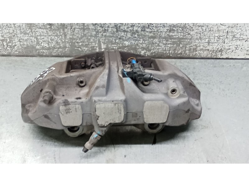 Recambio de pinza freno delantera derecha para mercedes-benz clase c (w206) c 200 d (206.003) referencia OEM IAM  BREMBO 21