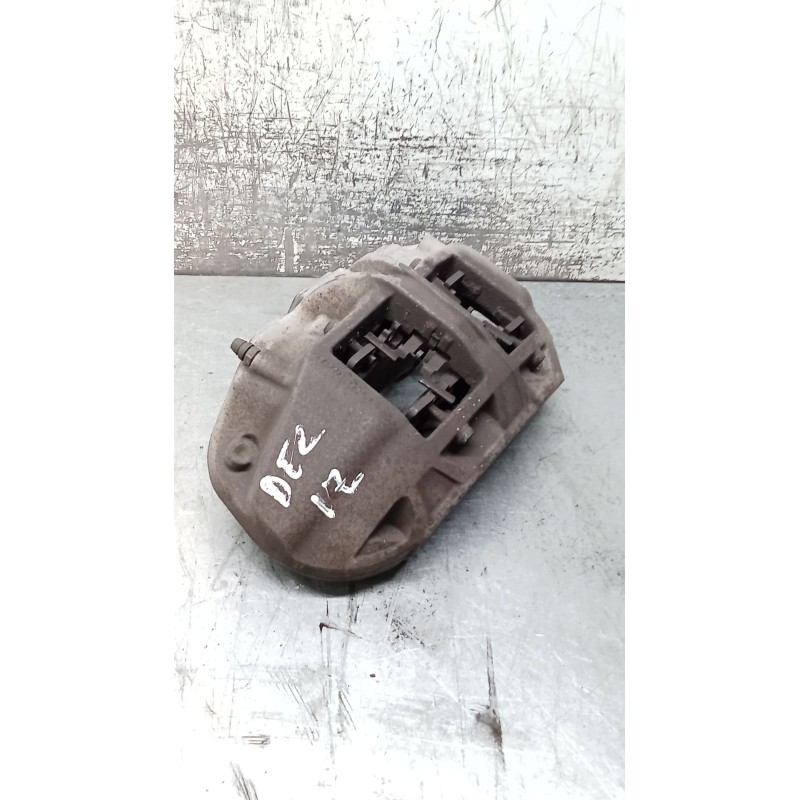 Recambio de pinza freno delantera izquierda para mercedes-benz clase c (w206) c 200 d (206.003) referencia OEM IAM  BREMBO 21