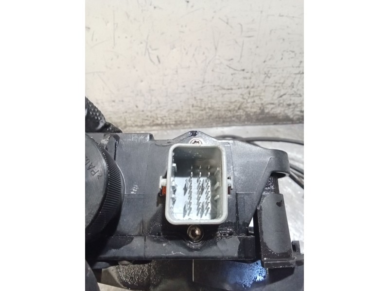 Recambio de freno de mano electrico para renault scénic ii (jm0/1_) 1.5 dci (jm02, jm13) referencia OEM IAM 8200418647  